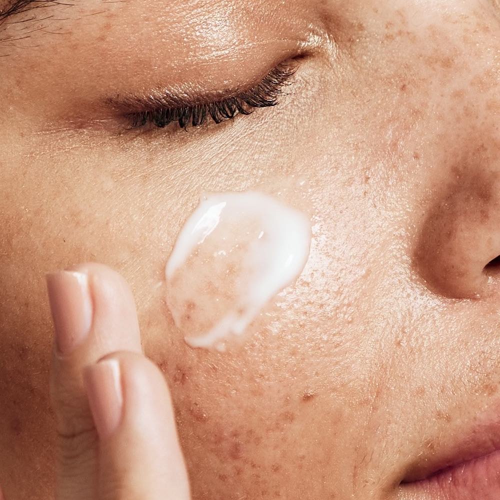 Skin Cycling - A Guide to Trying this Popular Skincare Trend - Onekind