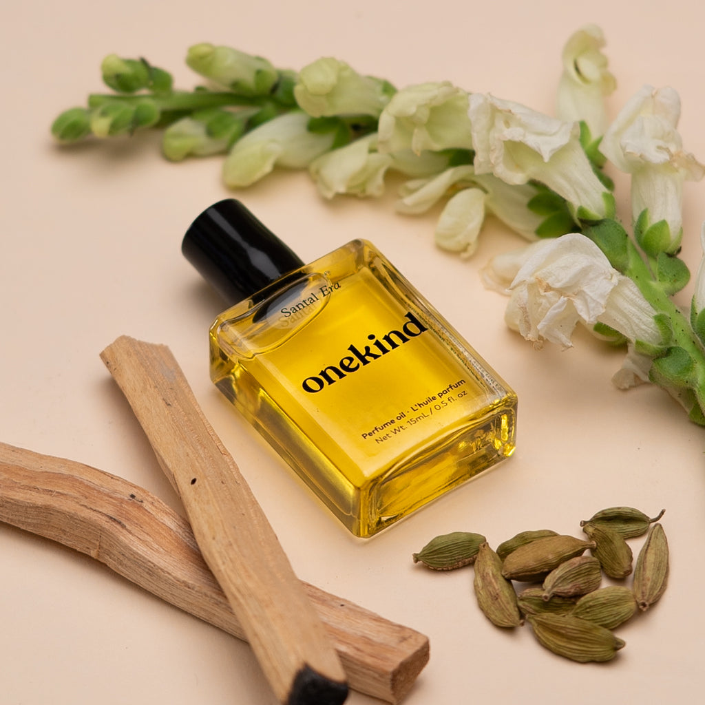 Santal Era Perfume Oil — view 2